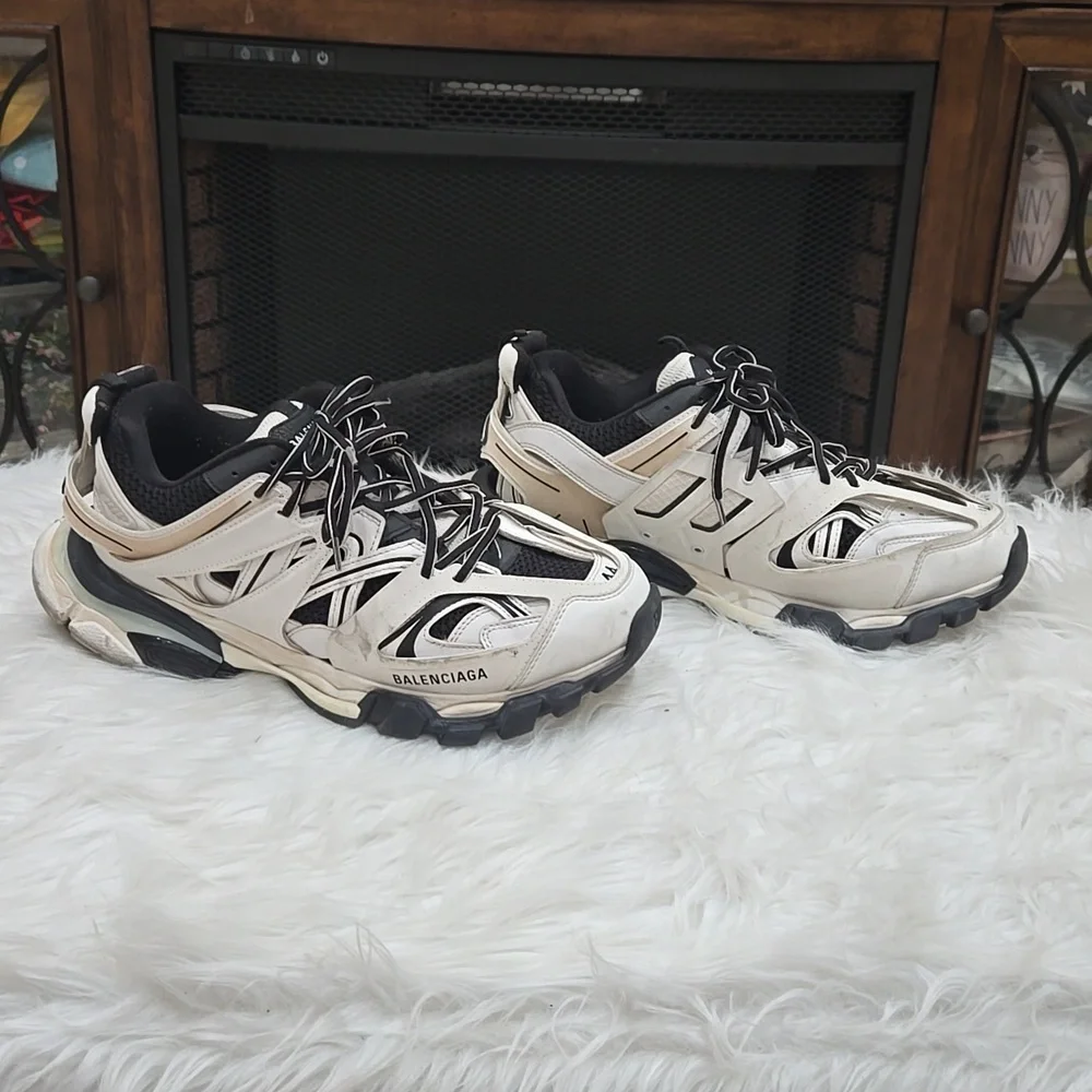 Beautiful and comfortable - Picture 2 of 14